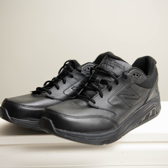 New Balance 928v3 Mens Black Leather Walking Shoes Size 12.5 Model MW928BK3 - Picture 2 of 8